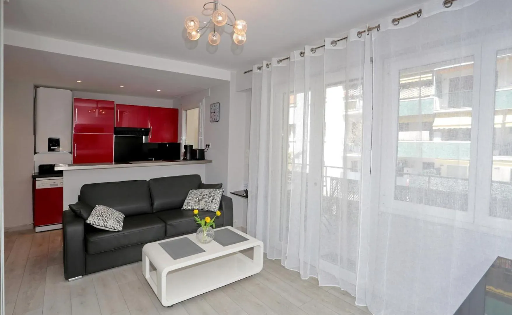 Apartment T2 Centre-Ville Banane A Cannes Avec Grande Terrasse France